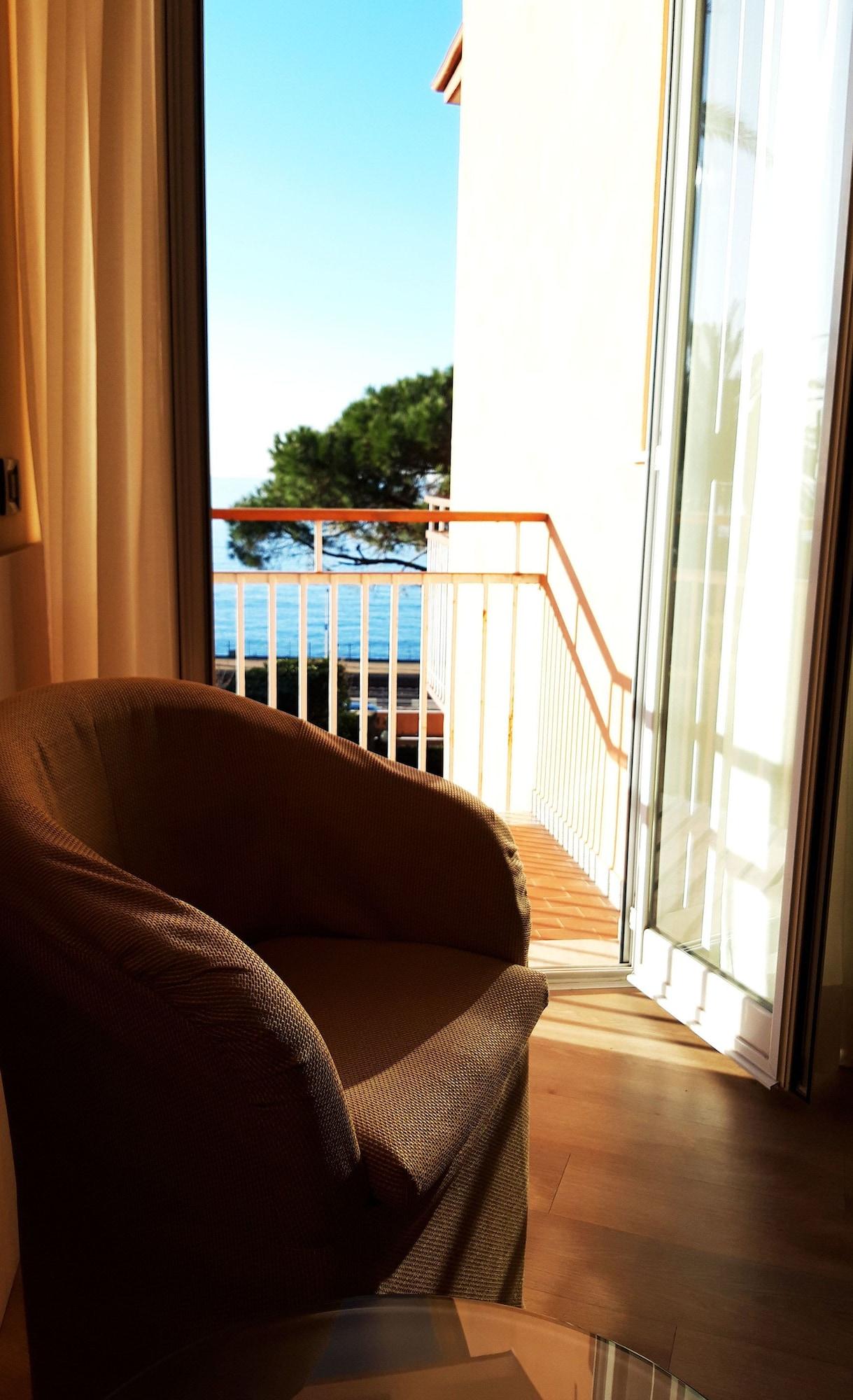 Hotel Esperia Genova Esterno foto