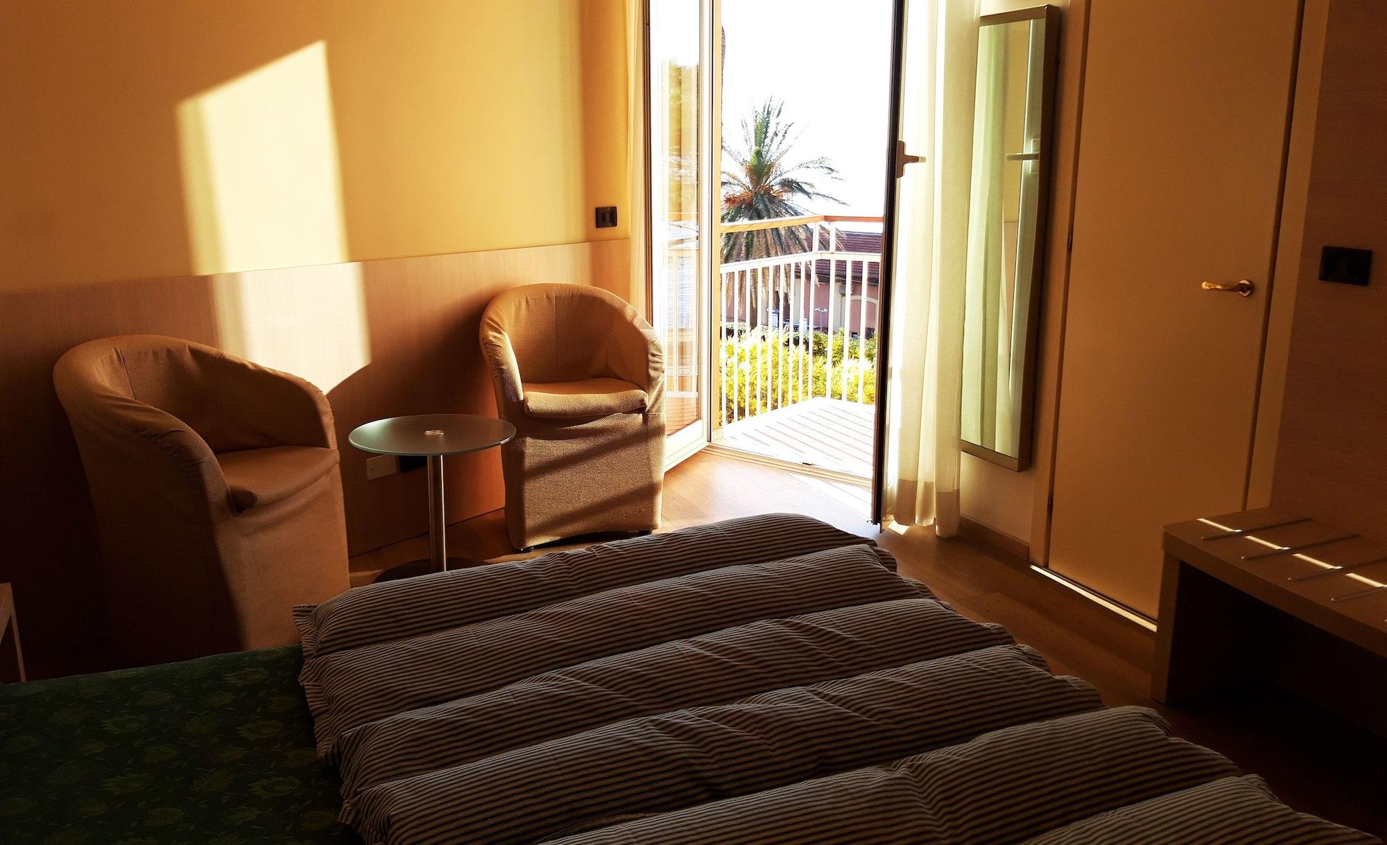 Hotel Esperia Genova Esterno foto