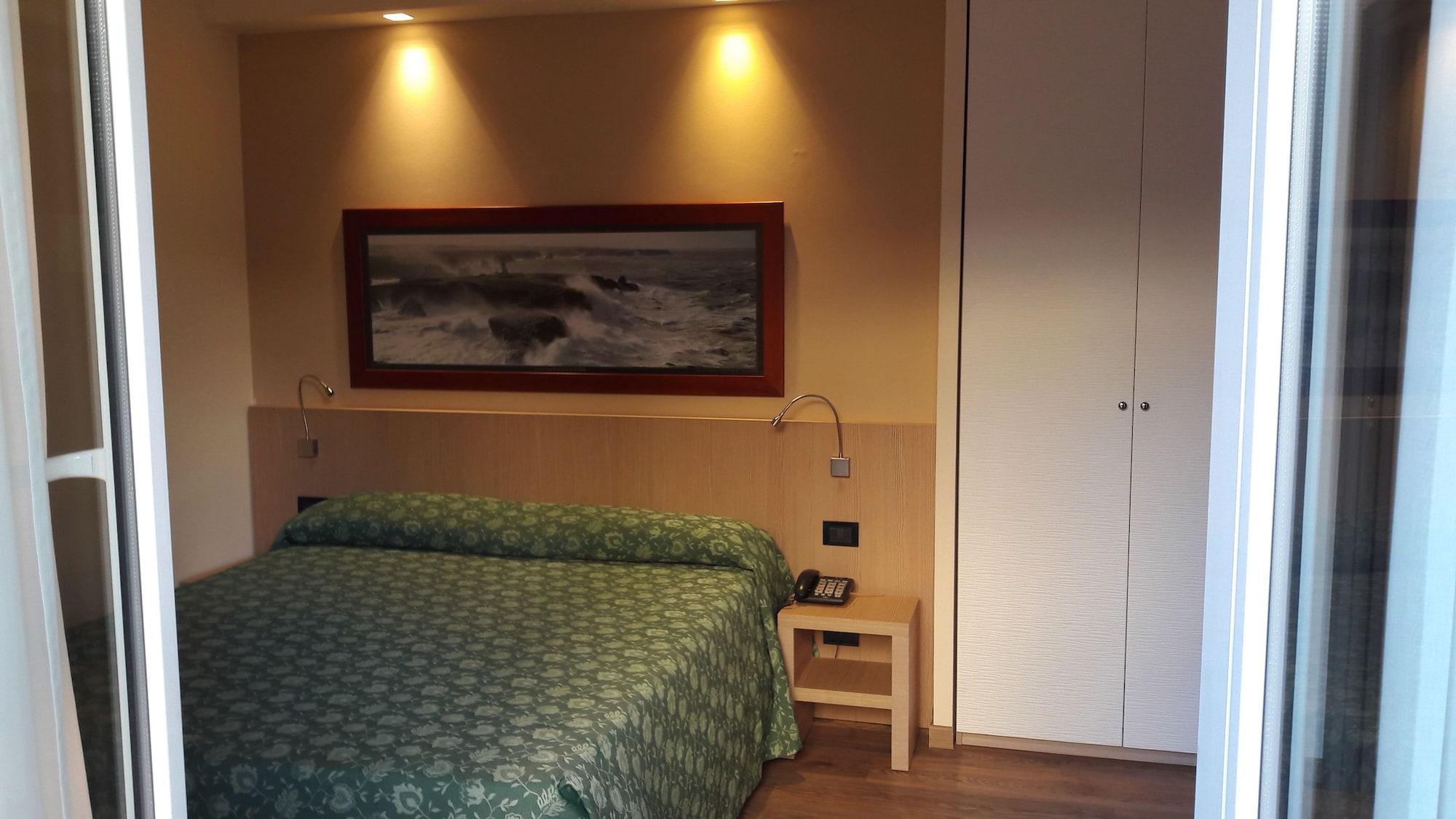 Hotel Esperia Genova Esterno foto