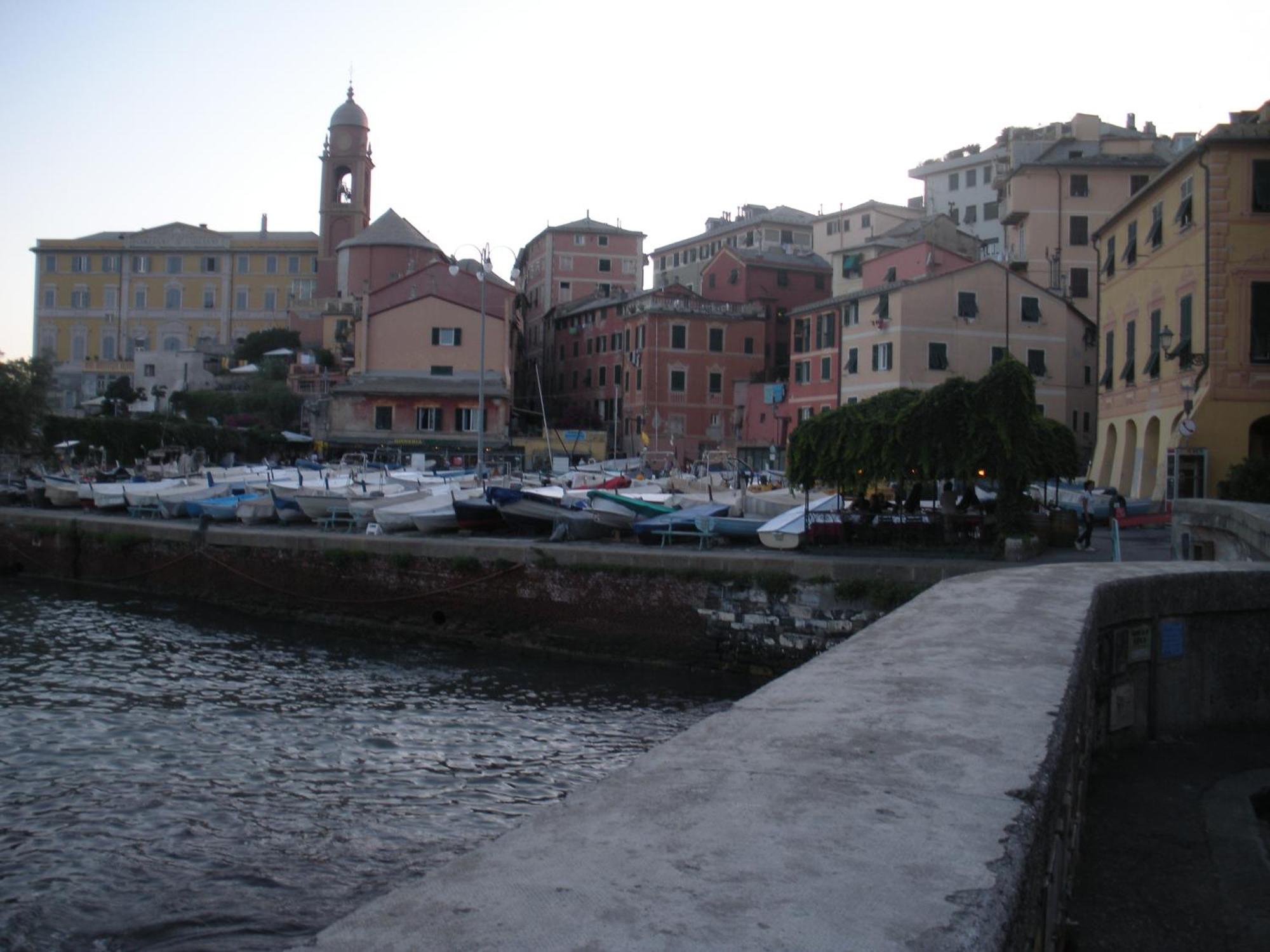Hotel Esperia Genova Esterno foto