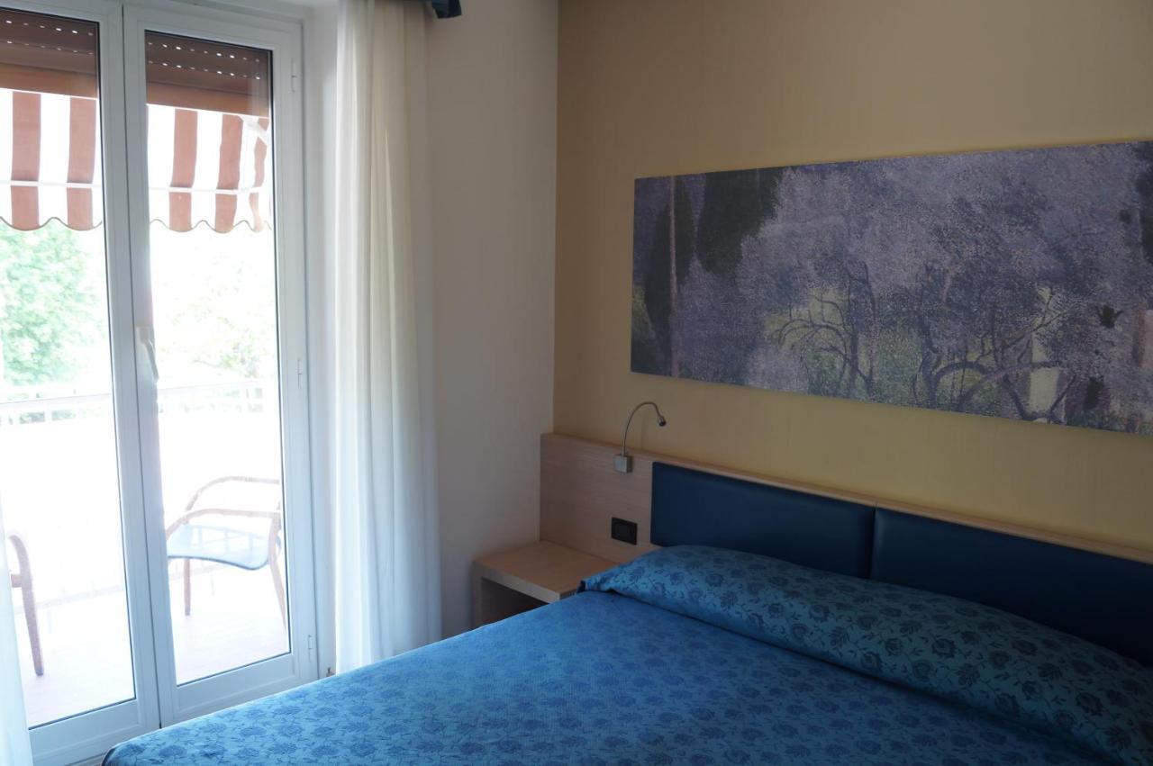 Hotel Esperia Genova Esterno foto